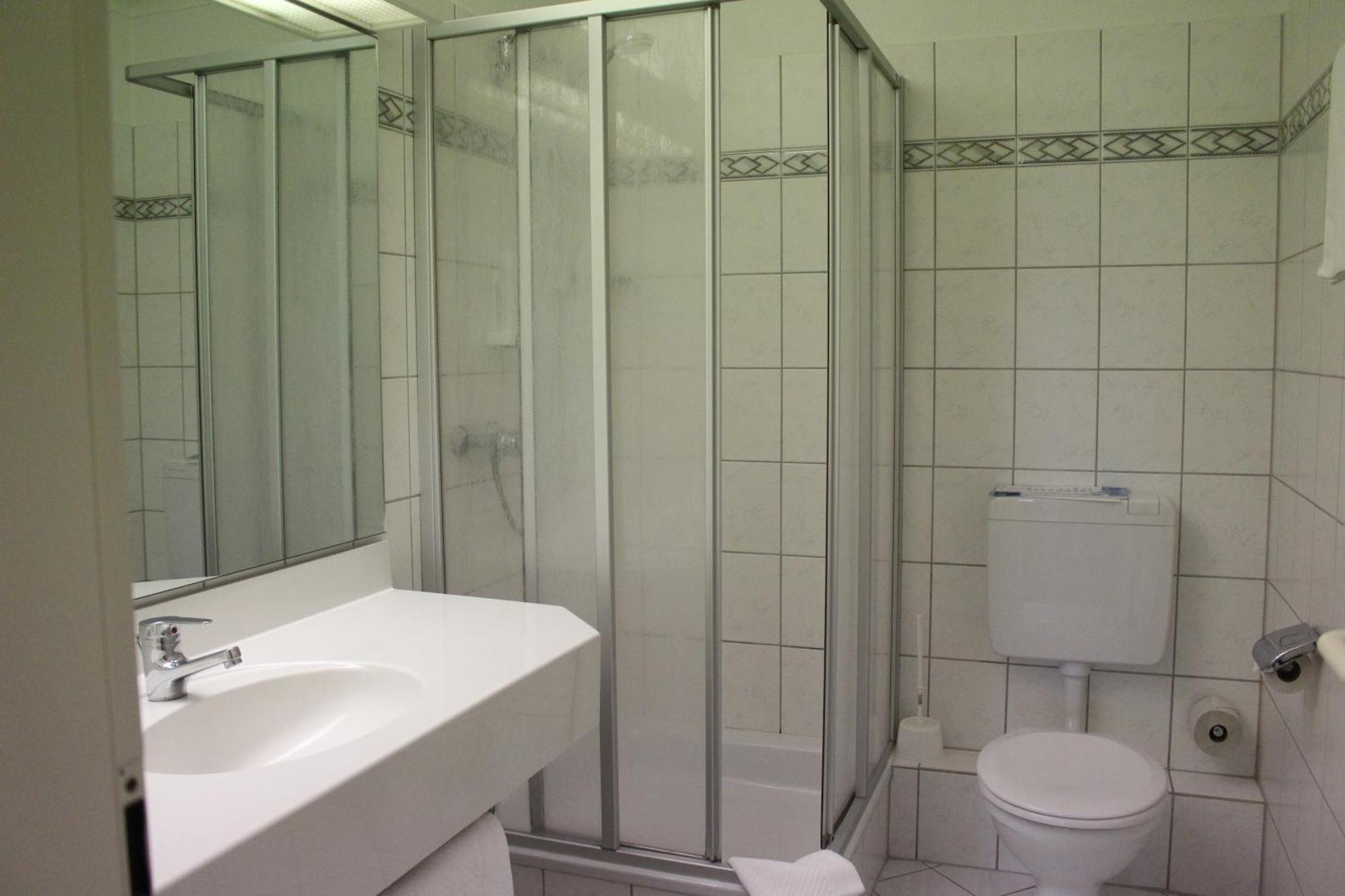 Hotel Zur Post Neubruchhausen Bagian luar foto