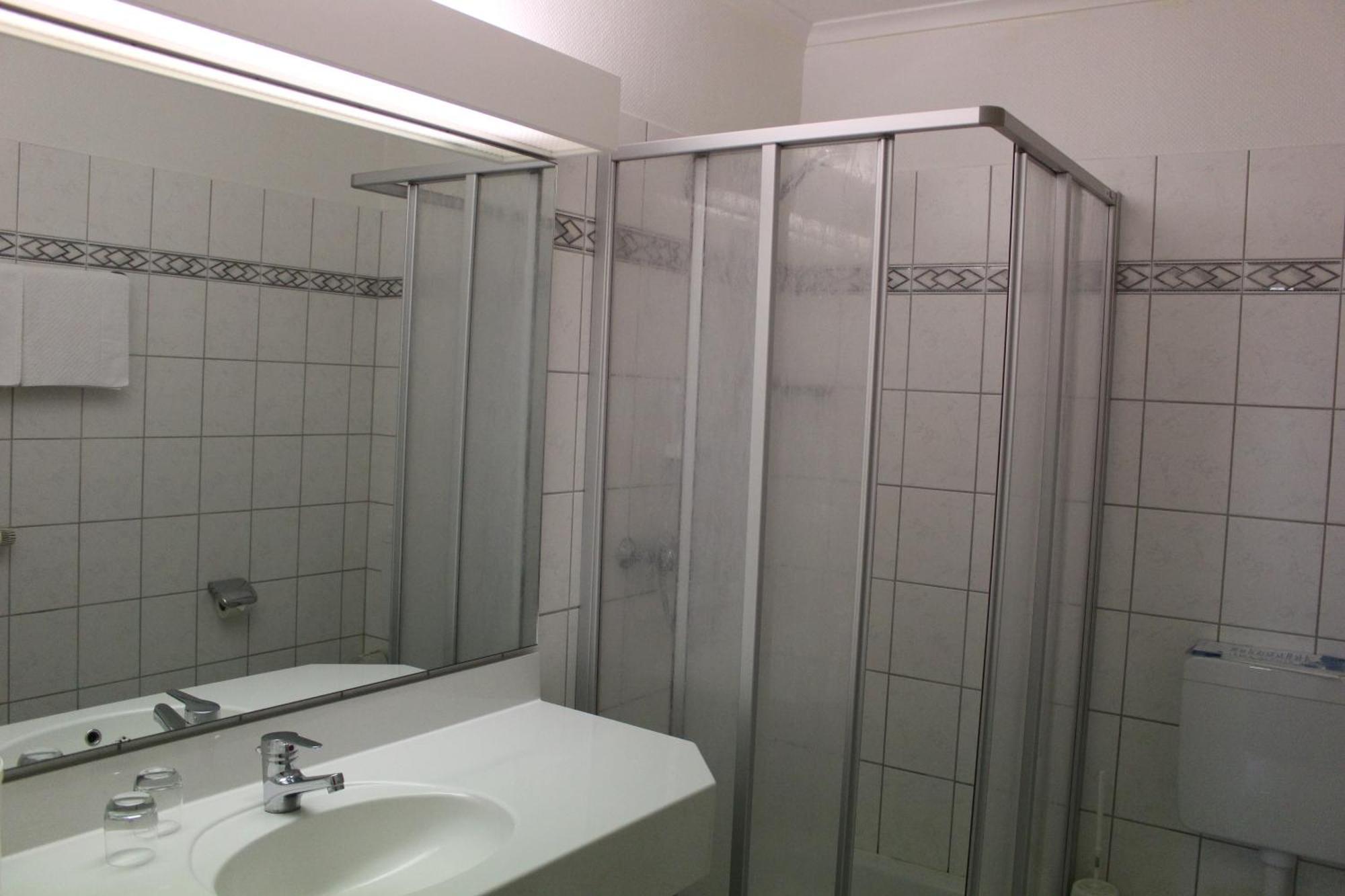 Hotel Zur Post Neubruchhausen Bagian luar foto