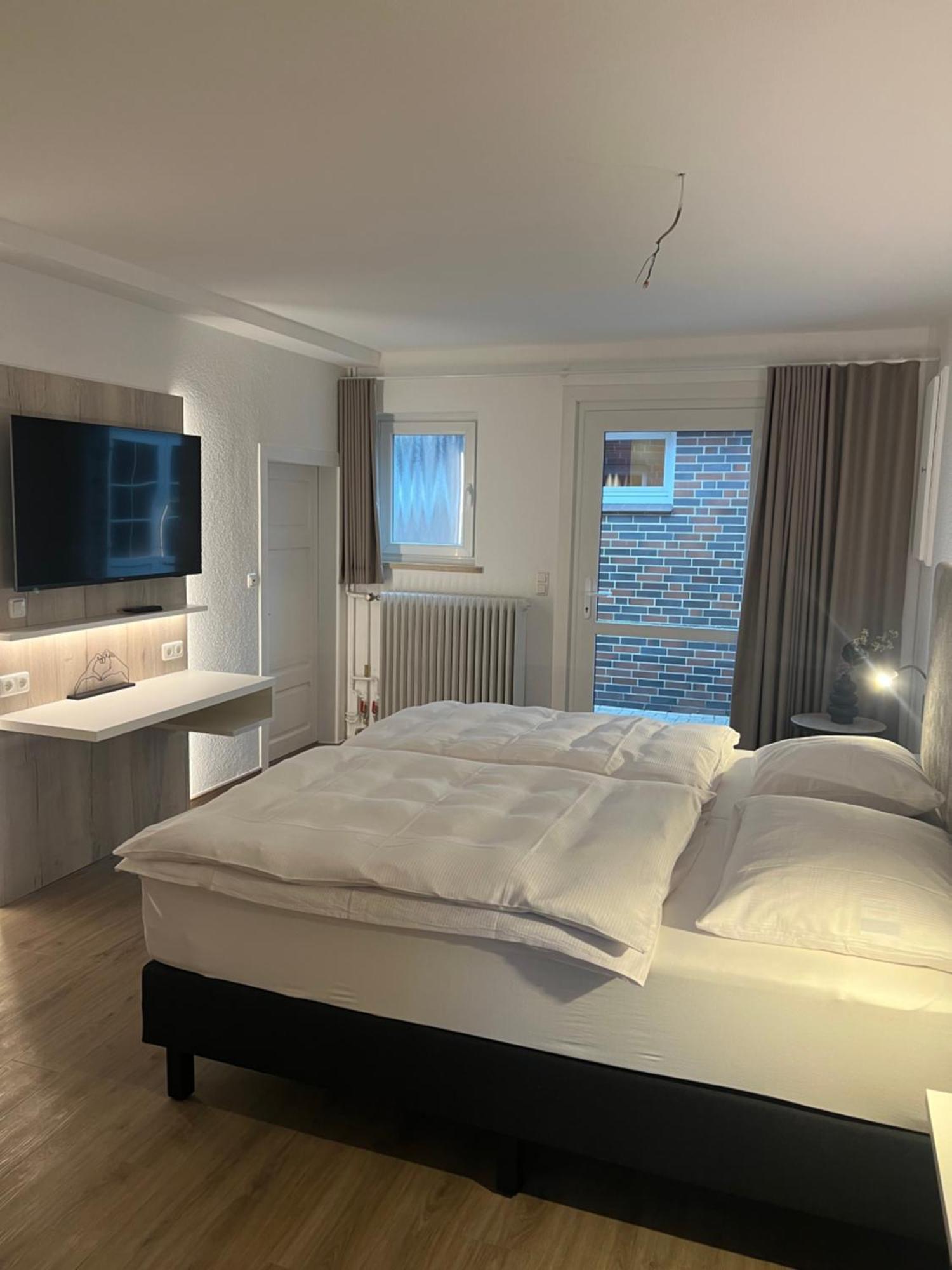 Hotel Zur Post Neubruchhausen Bagian luar foto