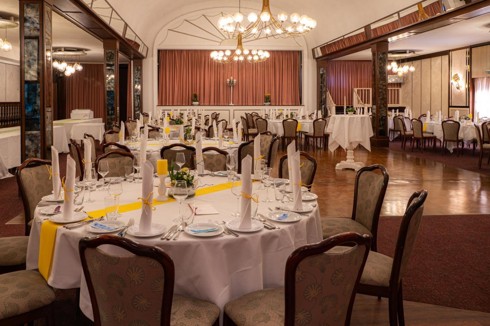Hotel Zur Post Neubruchhausen Bagian luar foto